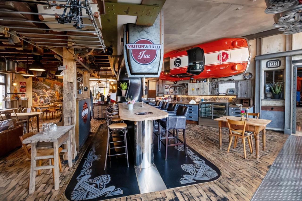 Motorworld Inn Warthausen Exteriör bild